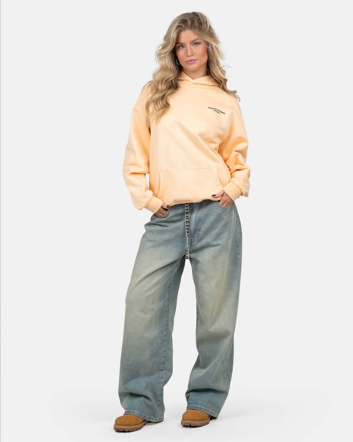 UNMARKED Hoodie Peach | Skagen - clothing.dk